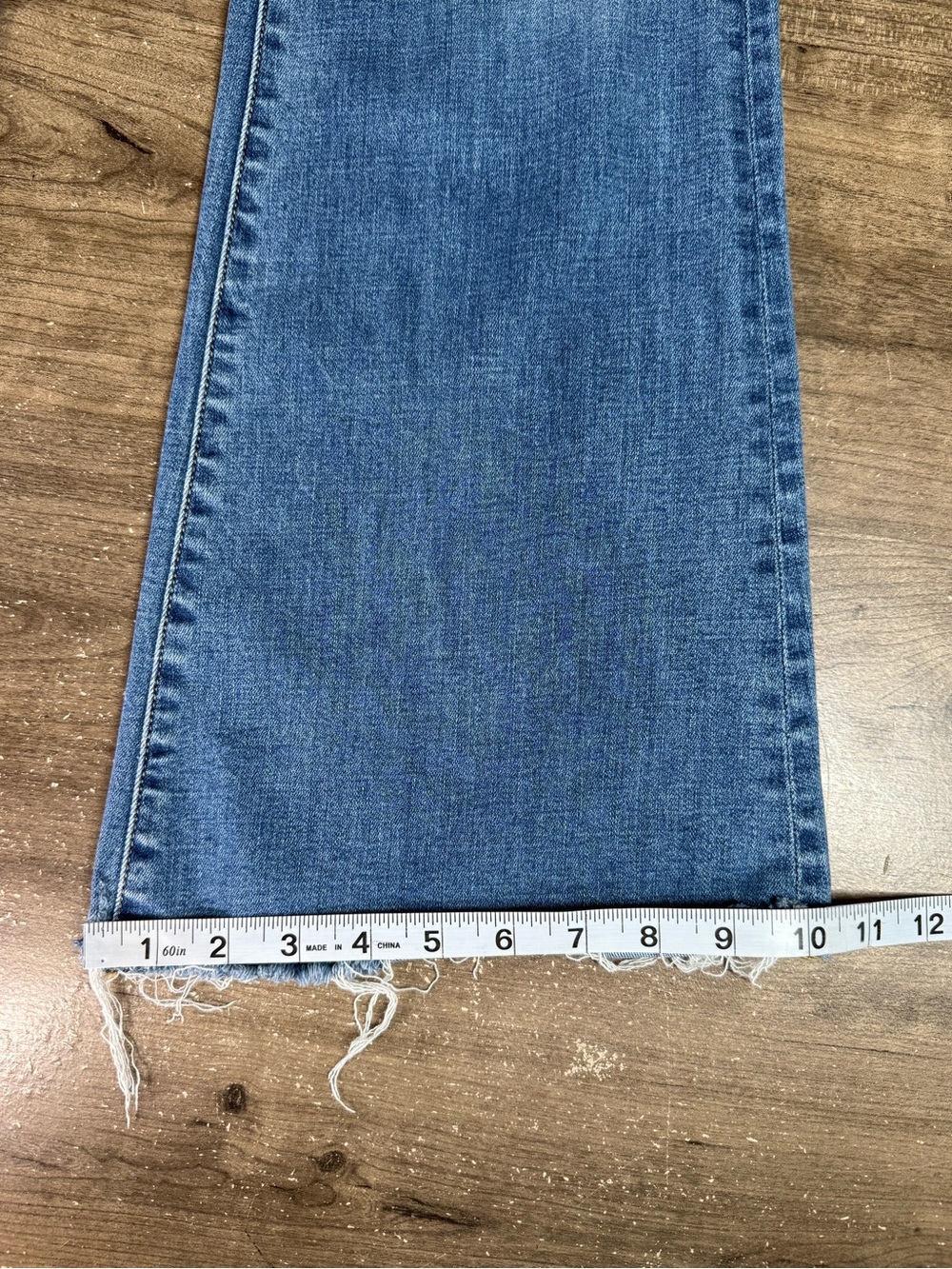 American Eagle Outfitters Women’s Flare Boot Cut Distressed Denim Jeans Size 8 - Picture 7 of 9
